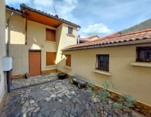 VILLAGE HOUSE TO RENOVATE AT A LOW PRICE "NEAR ASPET" .